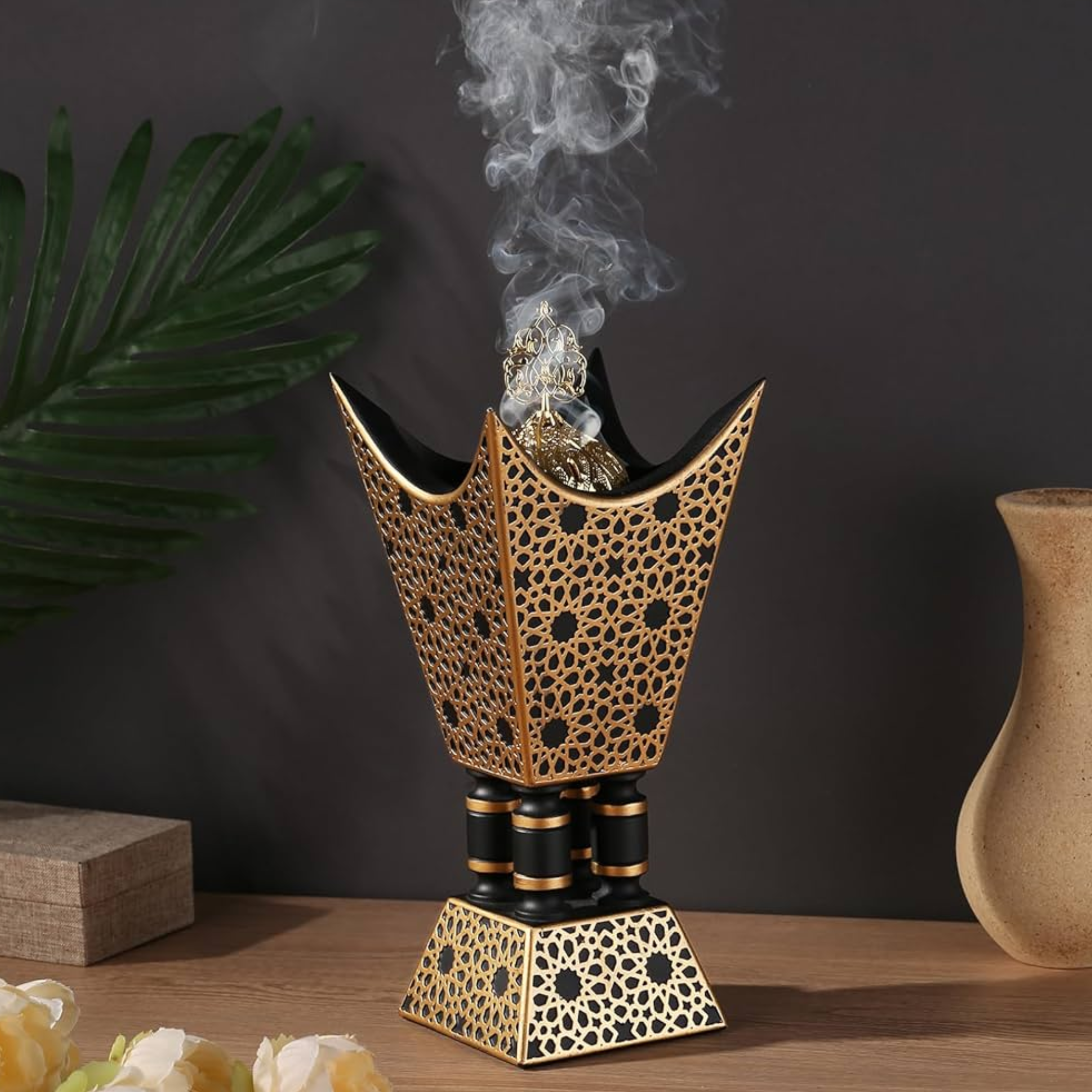دورة صناعة الدخون الإماراتي